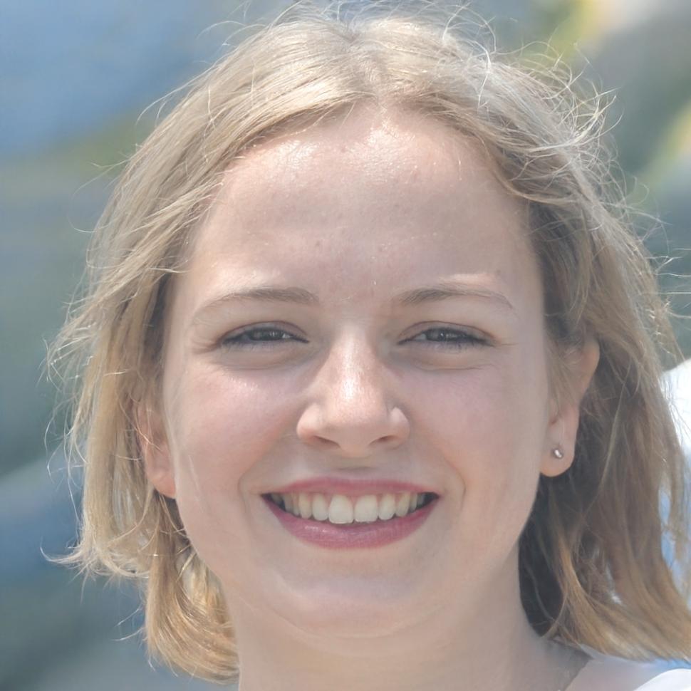 Zufriedene Mandantin berichtet über erfolgreiche Rentenberatung